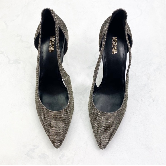 [MK] Classic Metallic Gold Nora Pumps - Picture 1 of 5
